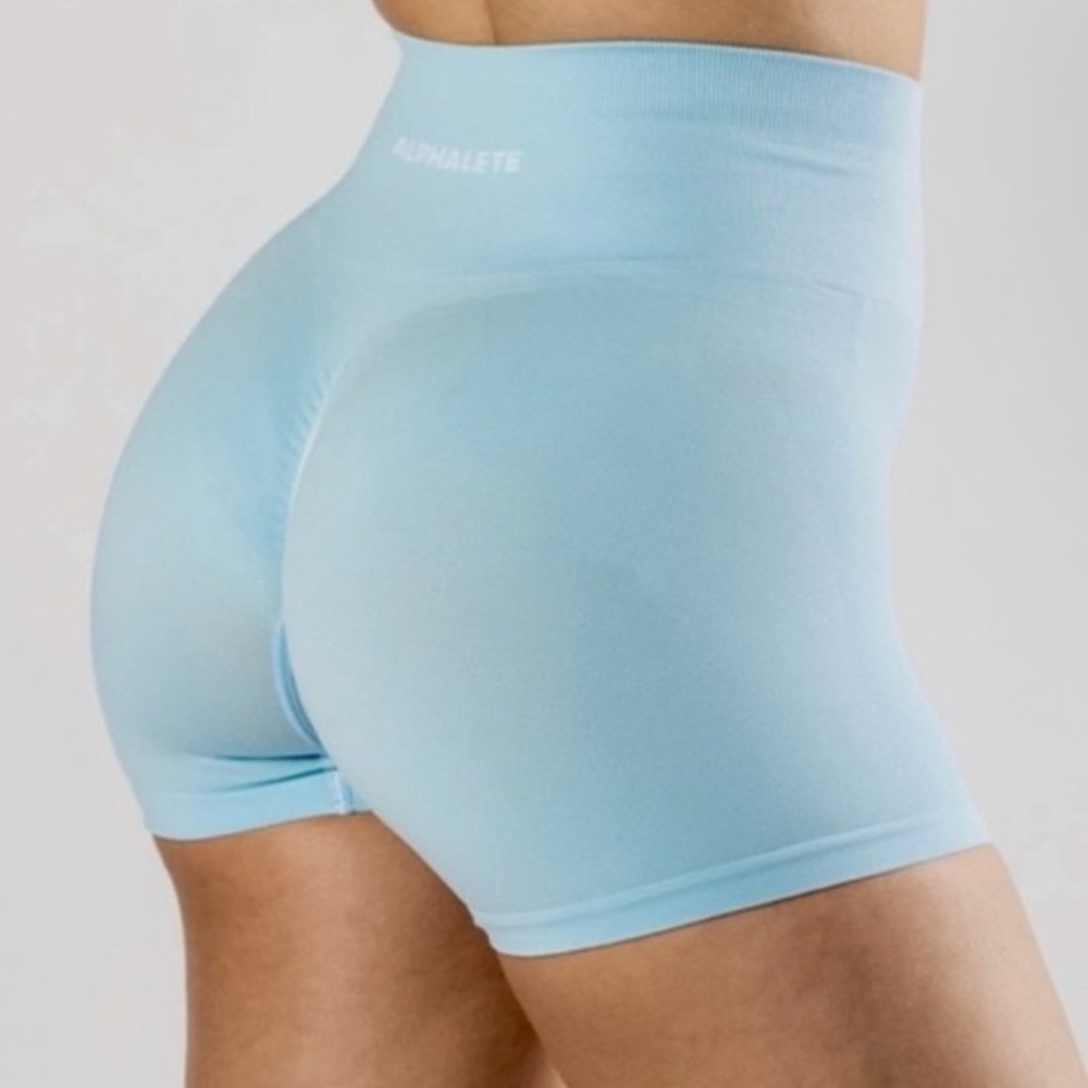Alphalete Amplify Shorts Artic Blue